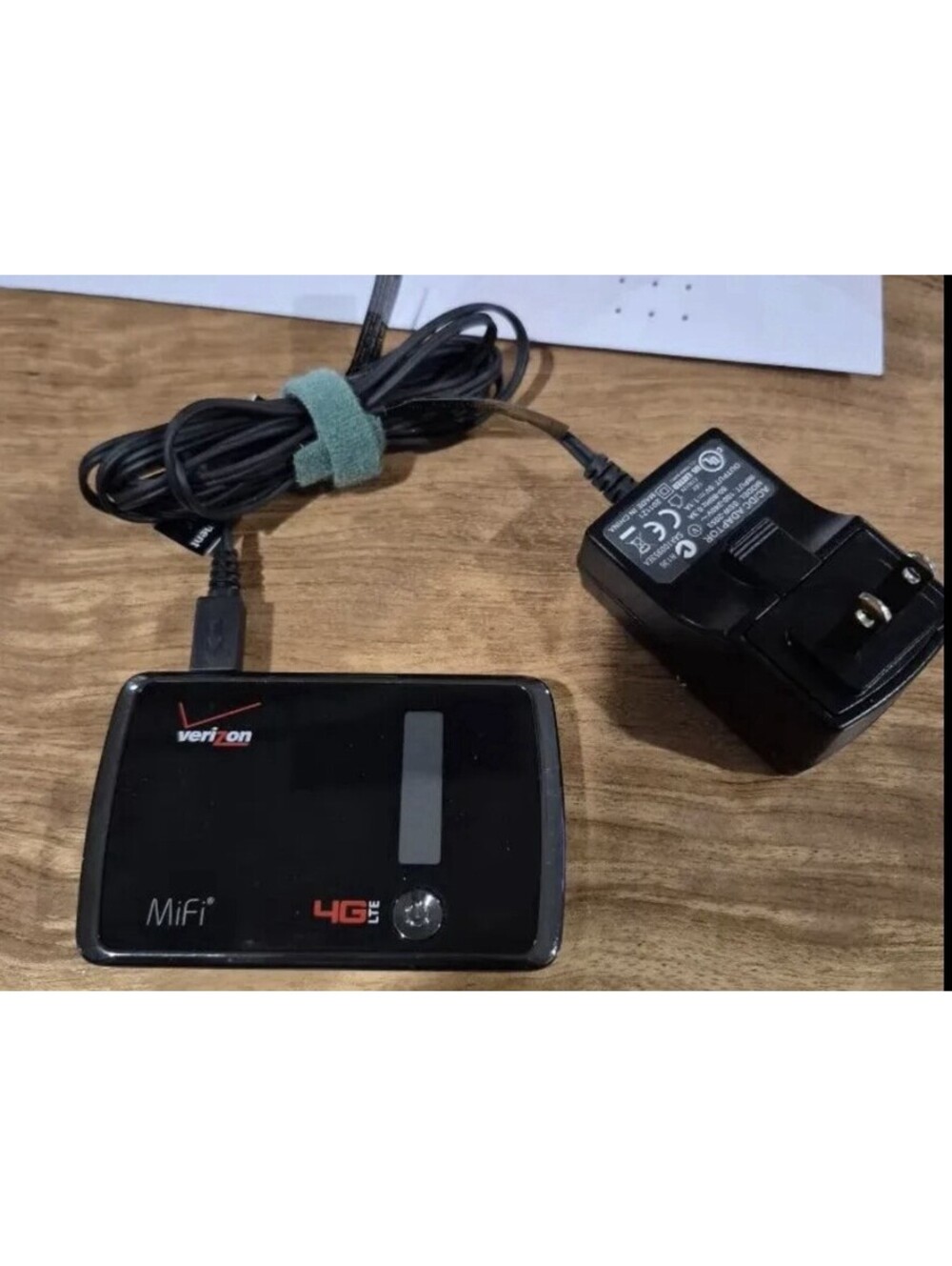 Verizon MiFi 4G LTE Wi-Fi Hotspot Modem, Black, Micro USB Port w/ Charger